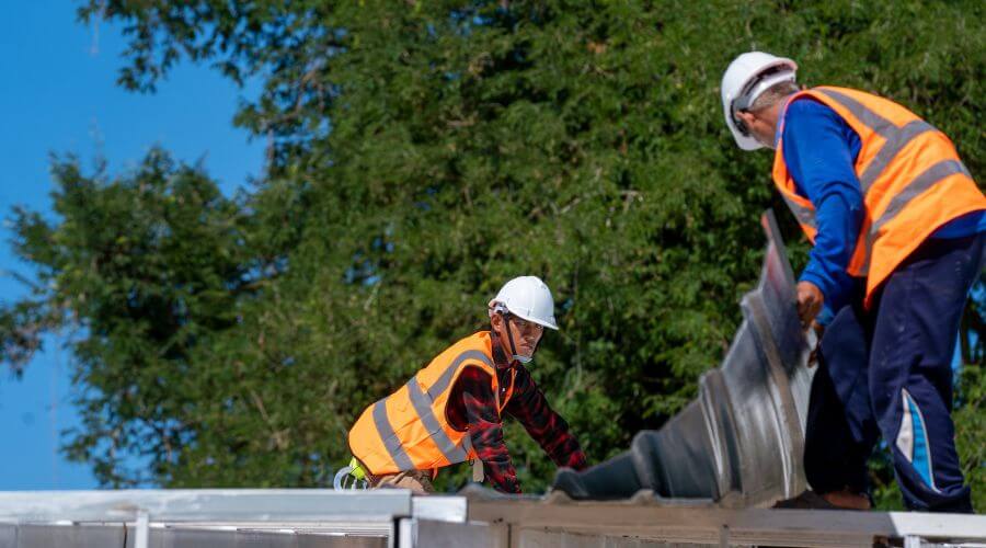 Professional gutter cleaning in Max, ND